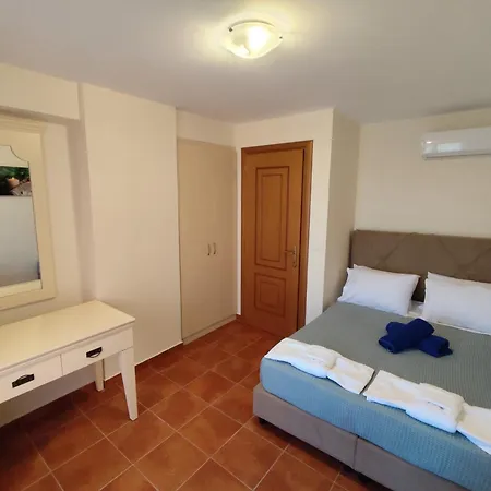 Epta Karpi Complex Of 7 Luxury Skriperon