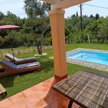 Вилла Epta Karpi Complex Of 7 Luxury Skriperon