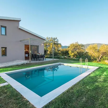Epta Karpi Complex Of 7 Luxury Villa Skriperon