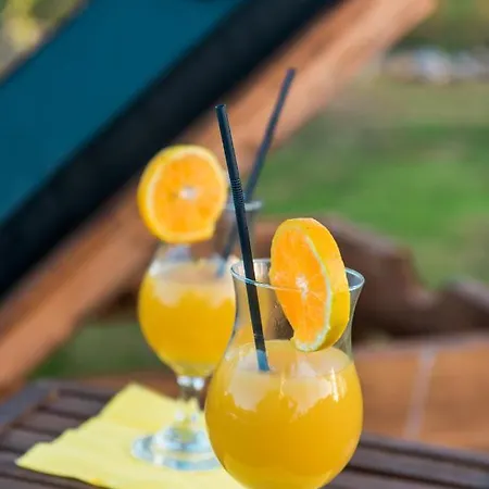 Villa Epta Karpi Complex Of 7 Luxury Skriperon