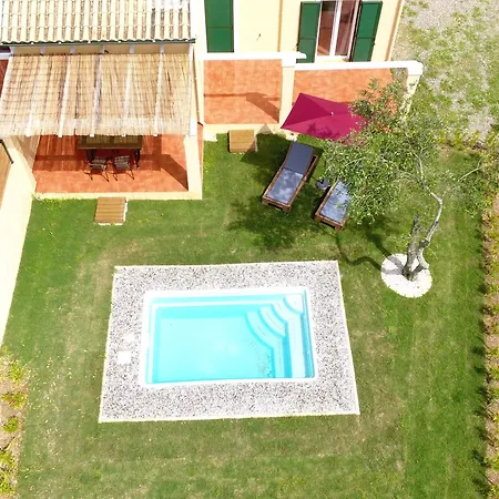 Villa Epta Karpi Complex Of 7 Luxury Skriperon