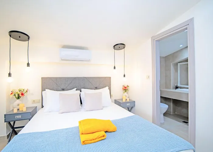 Villa Epta Karpi Complex Of 7 Luxury